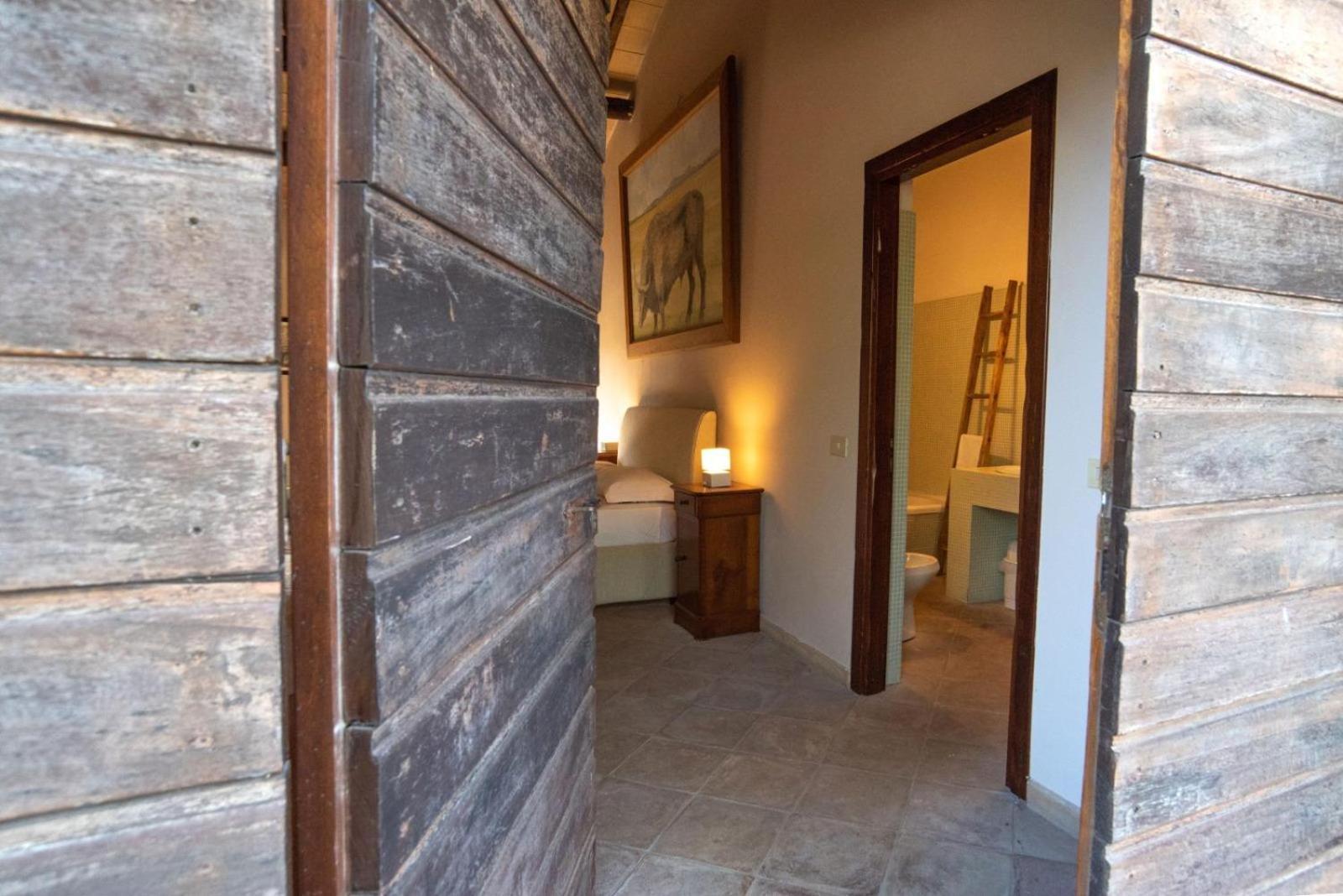Agriturismo Cerrosughero Canino Exterior foto