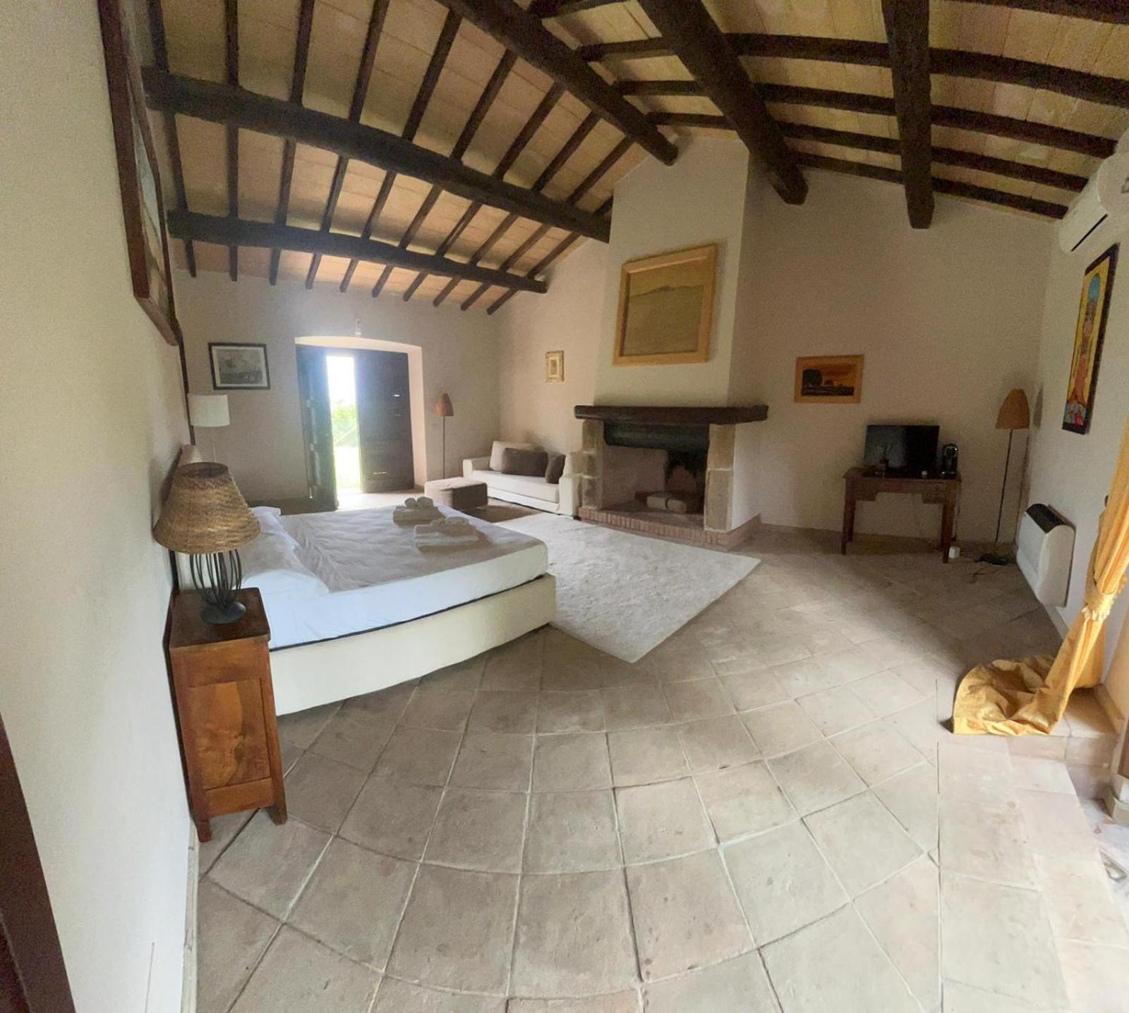 Agriturismo Cerrosughero Canino Exterior foto